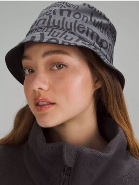 Lululemon Both Ways Bucket Hat, Color WDMK/Black, Size: M/L